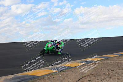 media/Sep-11-2022-SoCal Trackdays (Sun) [[81b7e951af]]/Bowl (820am)/